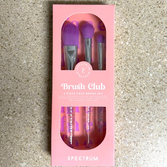 Spectrum Brush Club - Picture 2 of 8